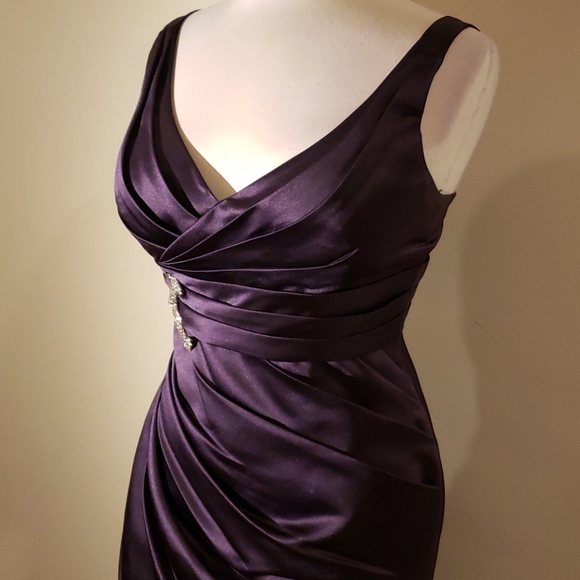 BILL L E V K O F F DRESS - Picture 14 of 16